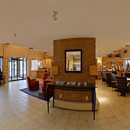 Holiday Inn Express Toronto East - Scarborough By Ihg Zewnętrze zdjęcie