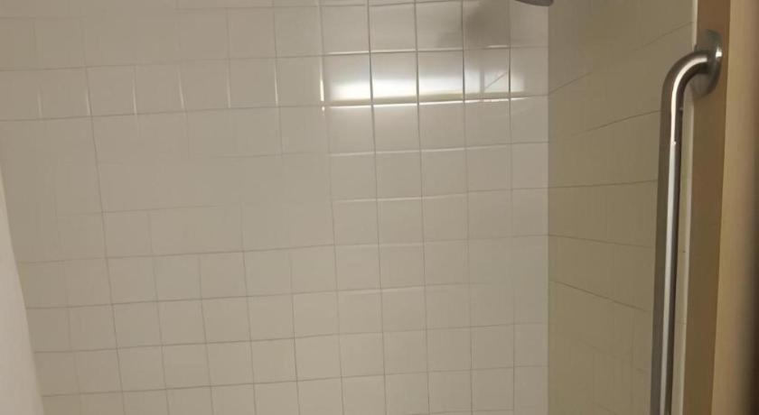 Holiday Inn Express Toronto East - Scarborough By Ihg Zewnętrze zdjęcie