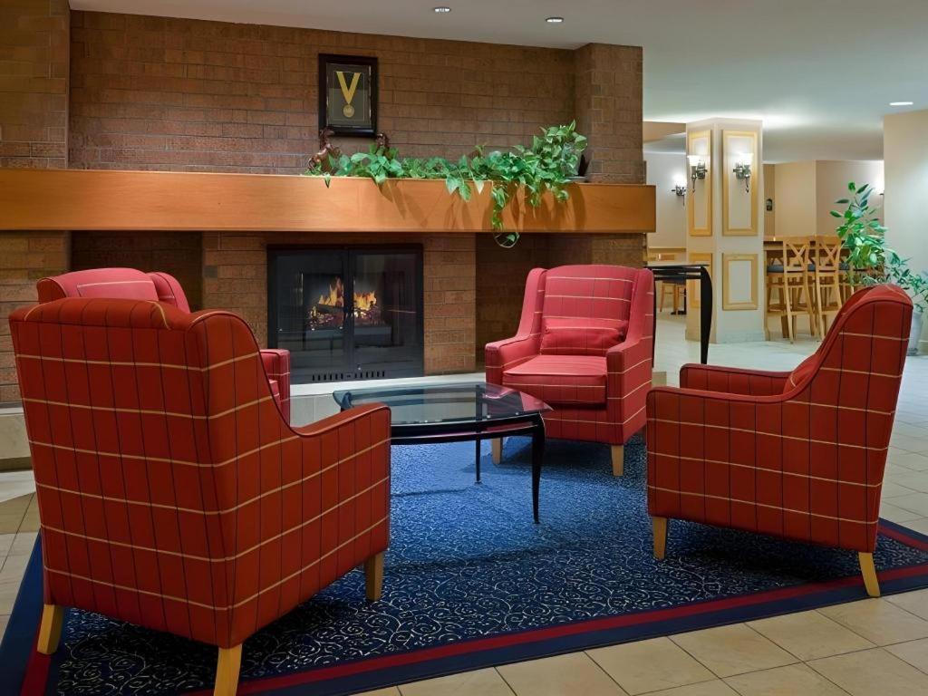 Holiday Inn Express Toronto East - Scarborough By Ihg Zewnętrze zdjęcie